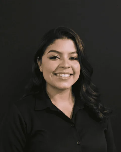 Ingrid, equipe seguros da MEMK